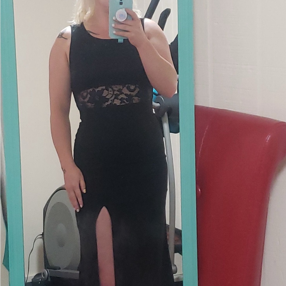 Elegant Black Floor Length Lace Panel Dress